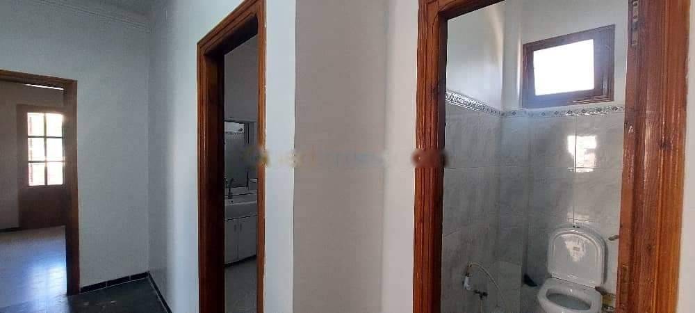 Location Niveau de villa F4 Dar El Beida