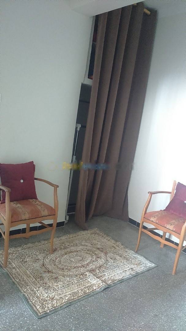 Location saisonnière Appartement F2 Ben Aknoun