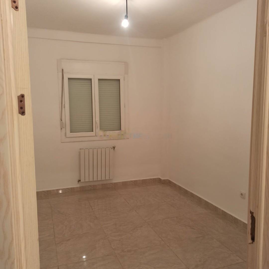 Location Appartement F5 Bordj El Bahri