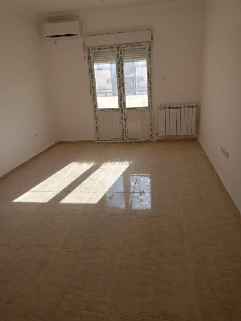 Location Appartement F5 Zeralda