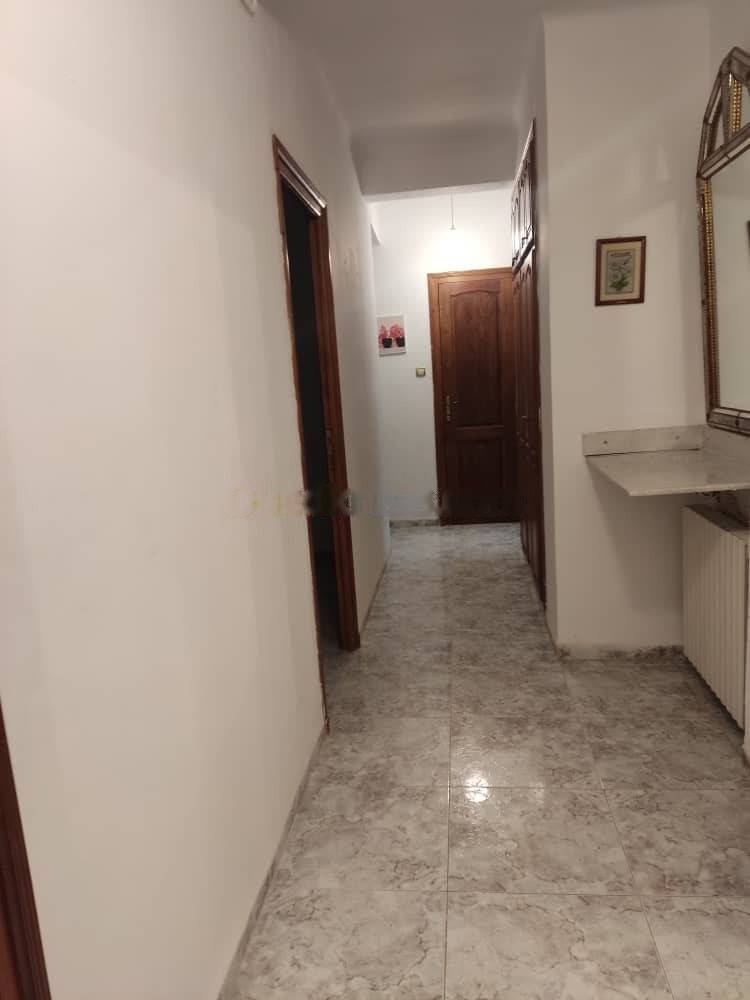 Location Appartement F4 Ben Aknoun