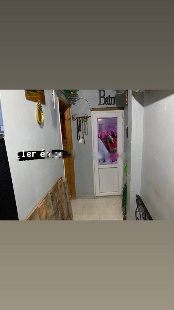 Vente local f8 el harrach 11