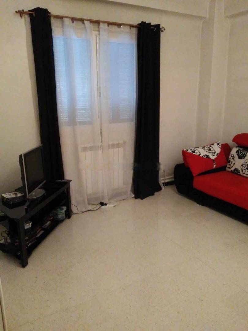 Location Appartement F4 Birkhadem