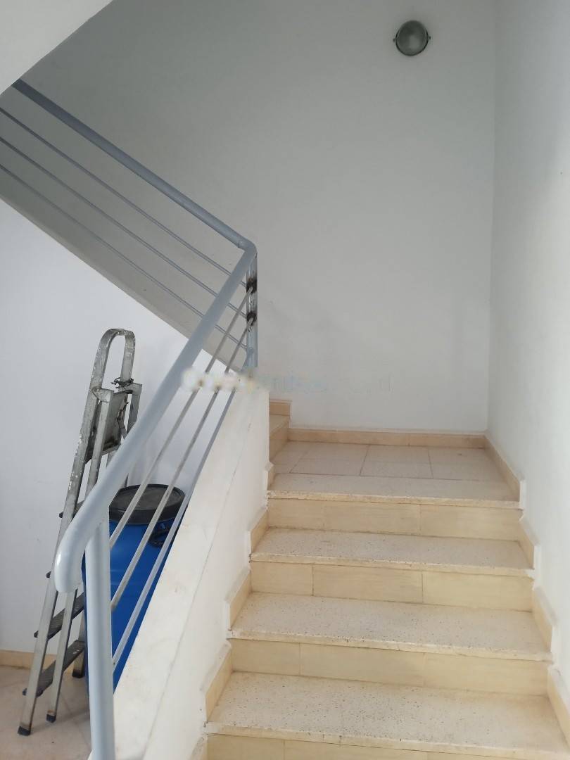 Location Appartement F3 Bir Mourad Rais