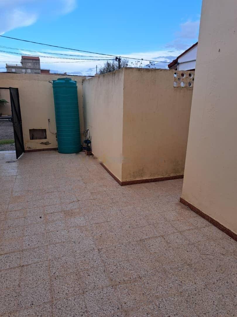  Location niveau de villa f3 ain taya