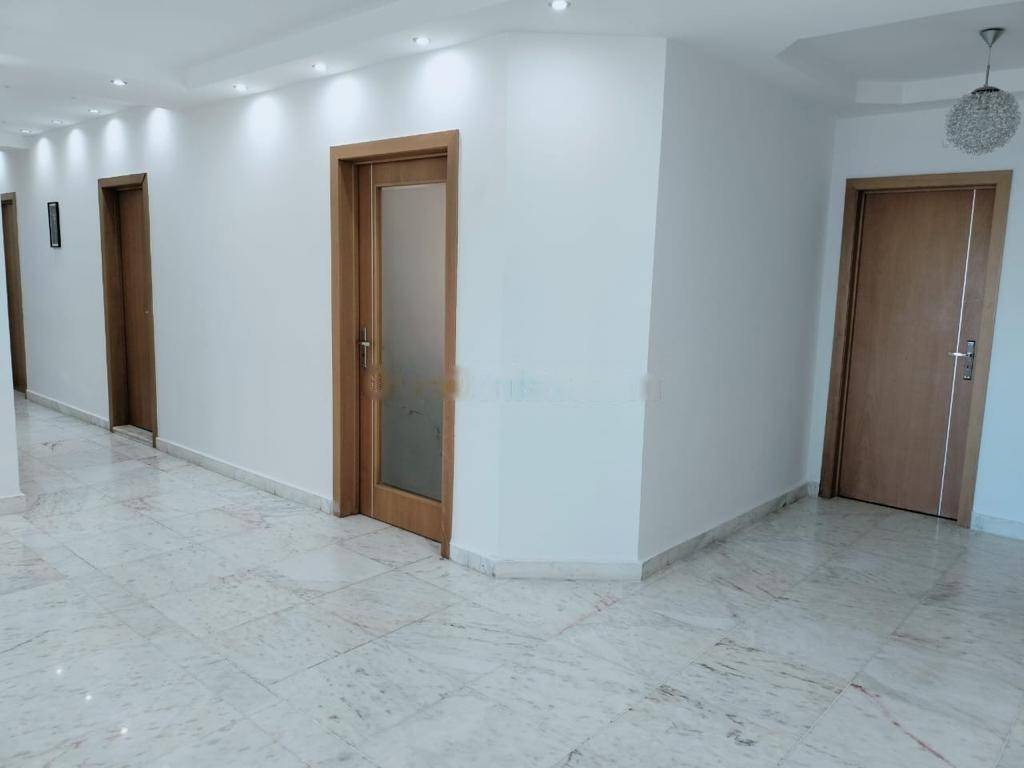 Location Appartement F4 Birkhadem