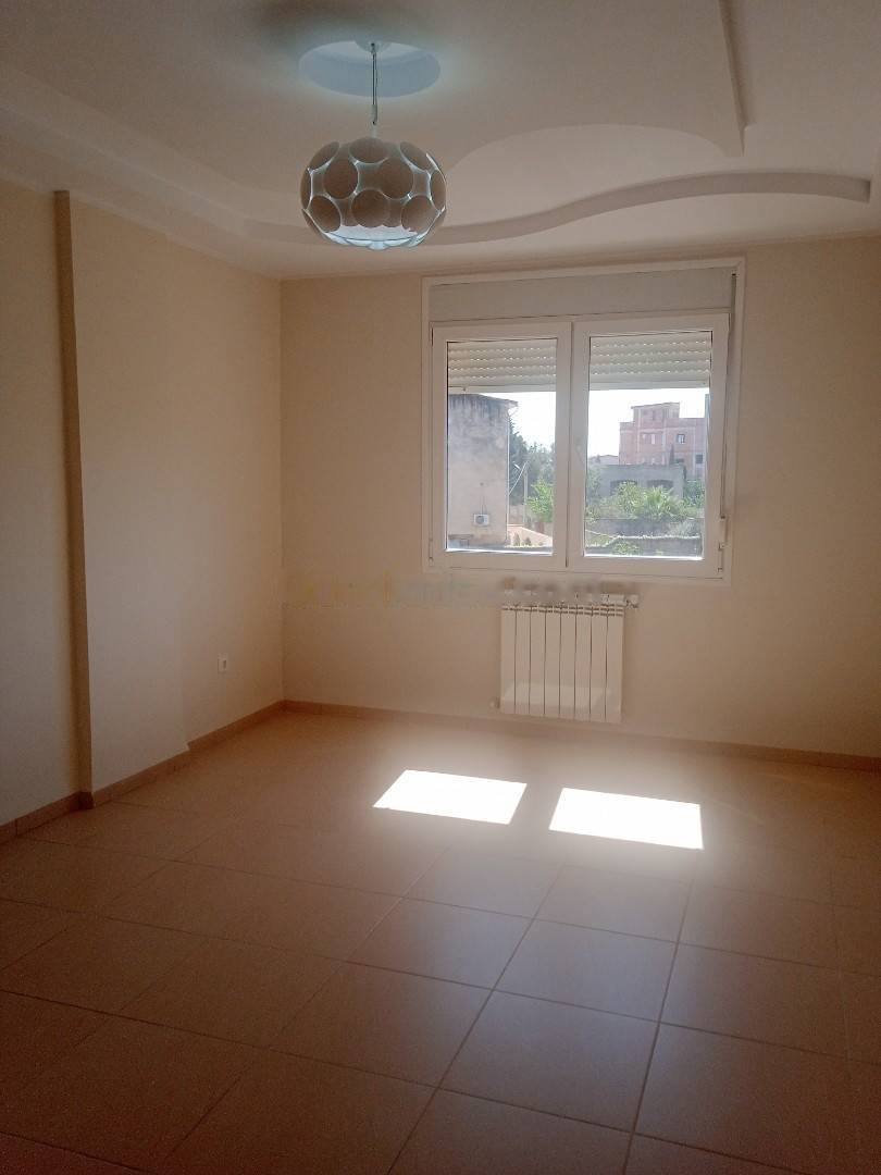 Location Appartement F3 Saoula