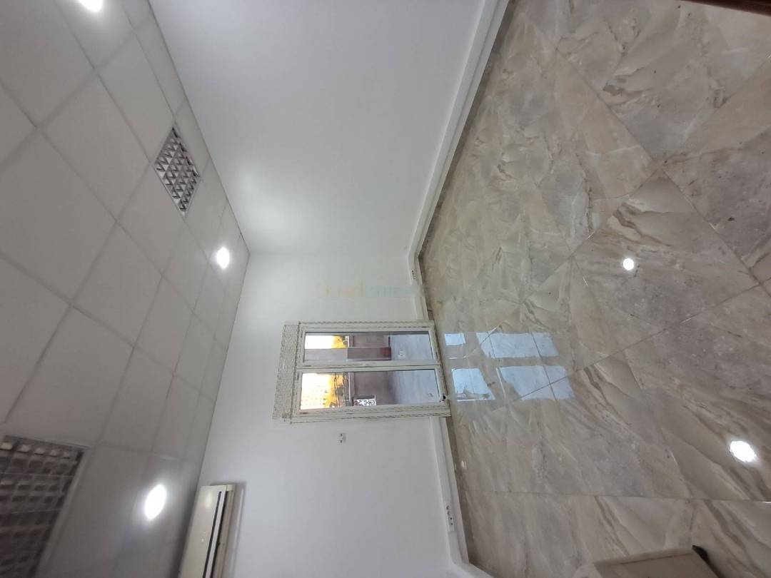 Location Niveau de villa F5 Ben Aknoun