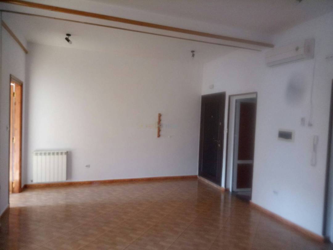 Location Niveau de villa F3 Draria