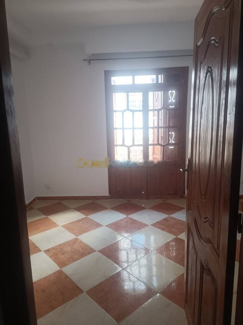 Location Appartement F3 Dar El Beida