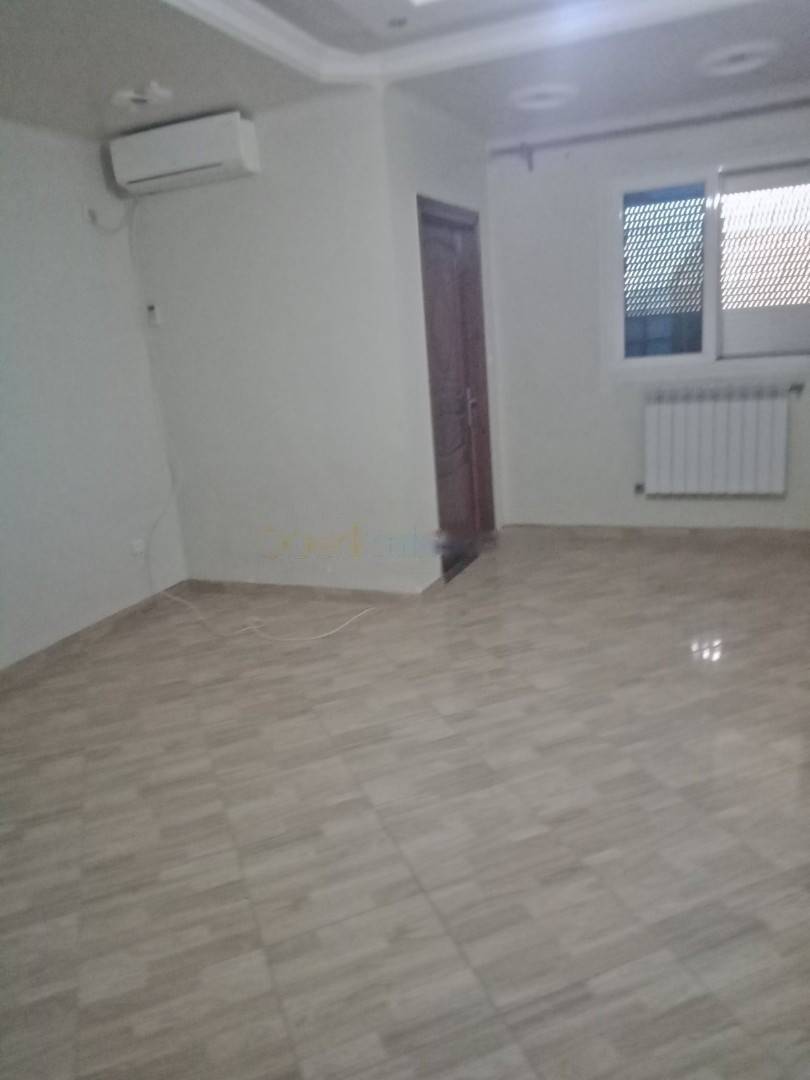 Location Appartement F4 Baba Hassen