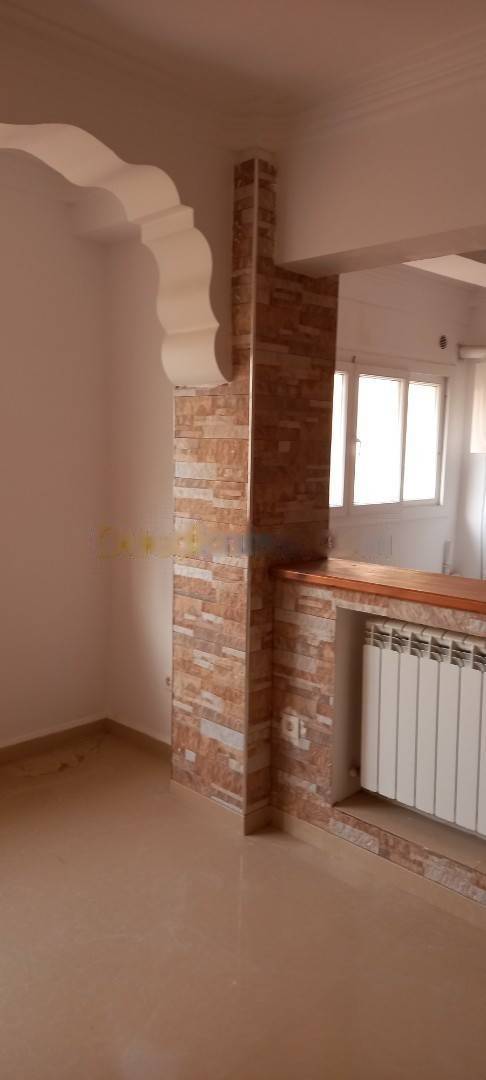 Location Appartement F4 Bordj El Bahri