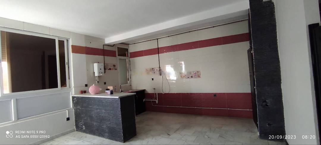Location Appartement F4 Kouba