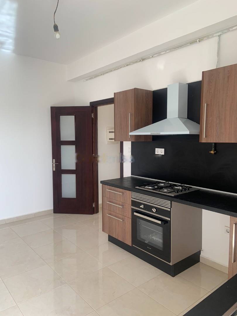 Location Appartement F3 Birkhadem