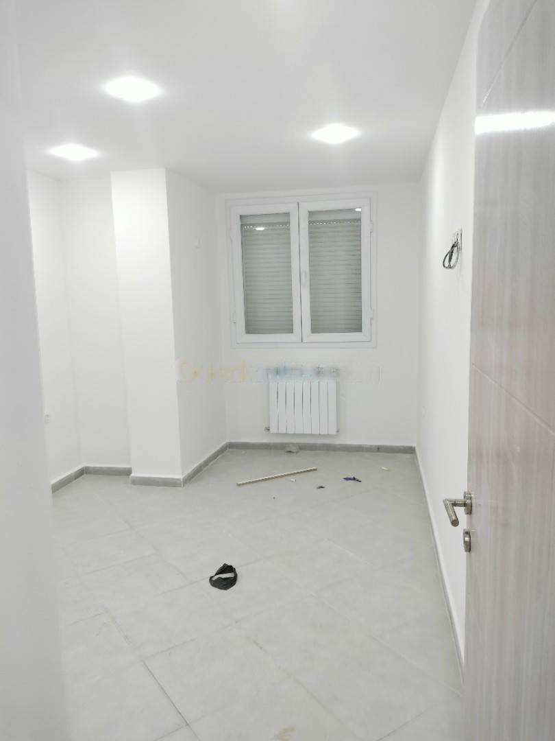 Location Appartement F4 Bordj El Kiffan