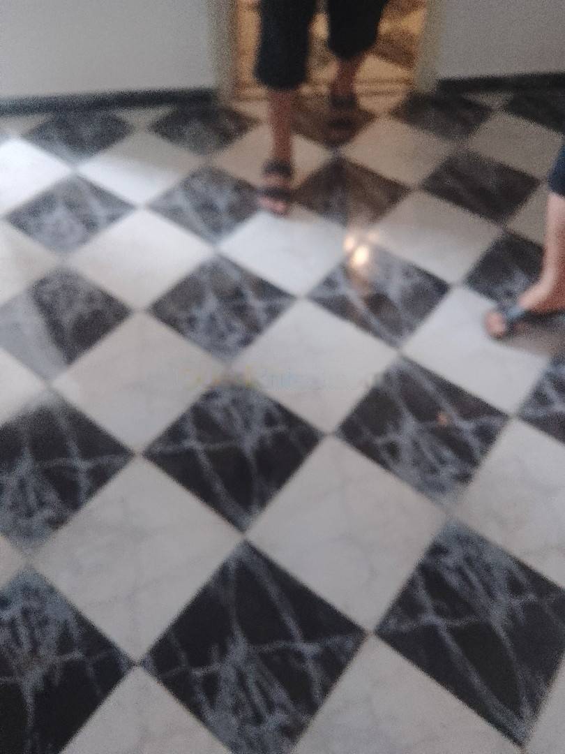 Location Appartement F4 Djasr Kasentina