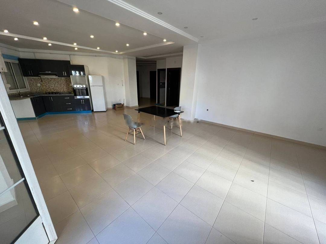 Location Appartement F4 El Achour