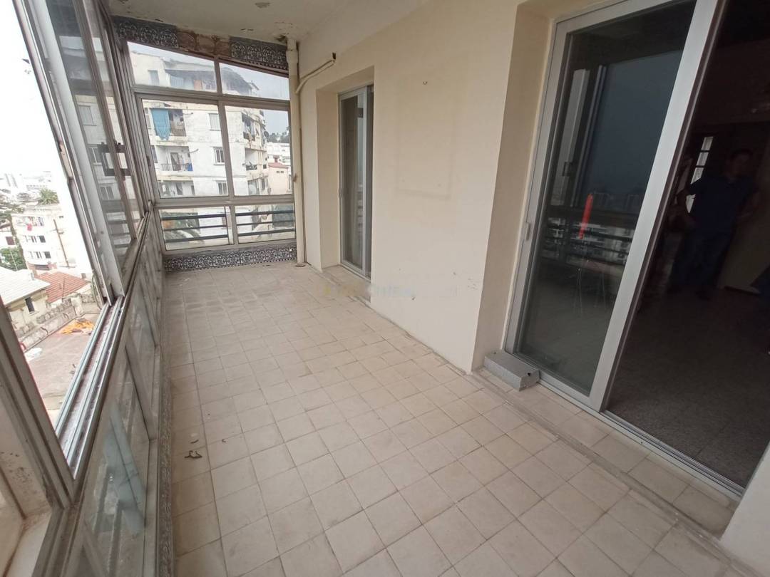 Vente Appartement F03 Sidi M'Hamed