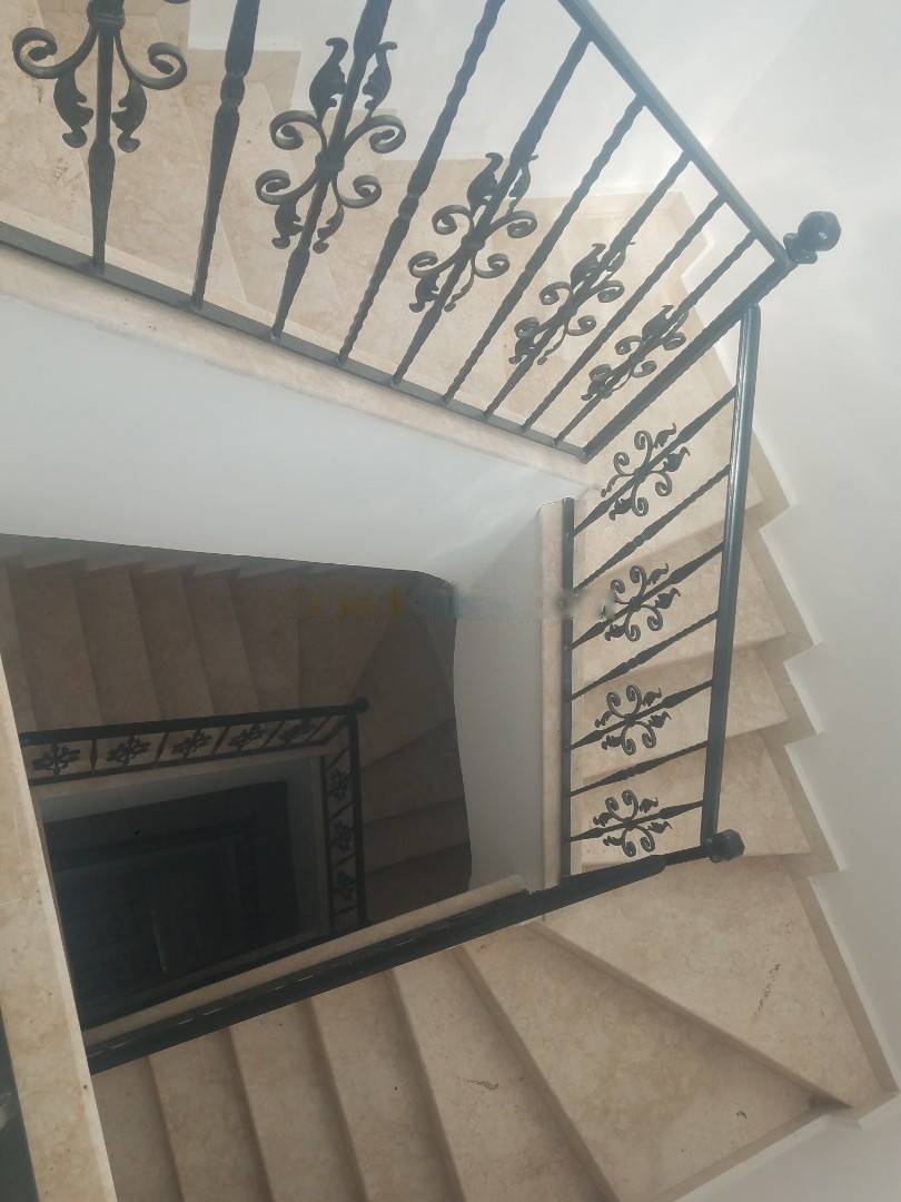 Vente Villa F9 Dely Ibrahim