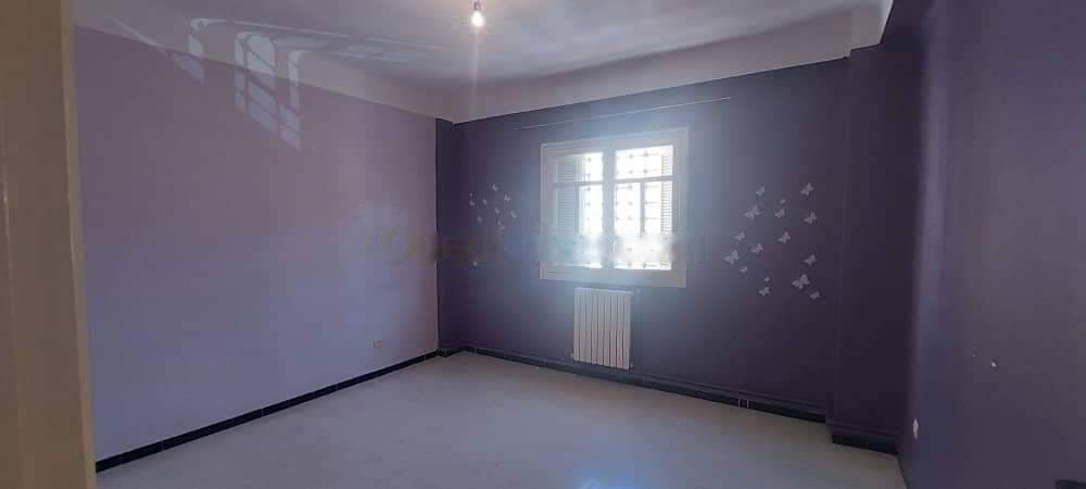 Location Appartement F5 Birkhadem