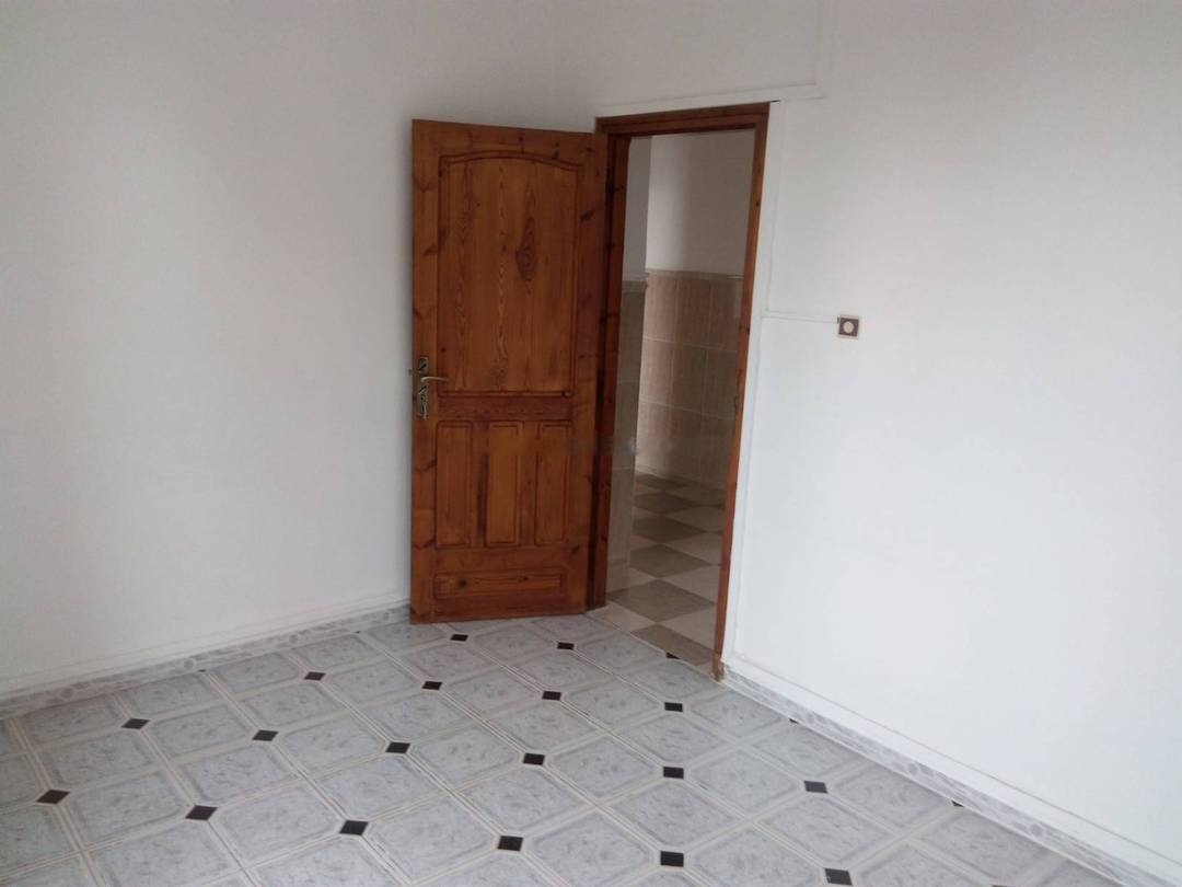 Location Appartement F4 Rouiba