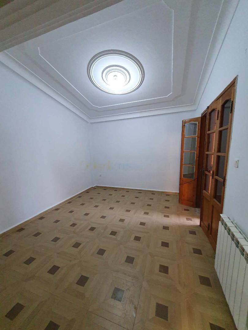 Location Appartement F4 Bordj El Bahri