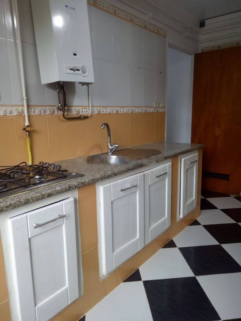 Location Appartement F4 Dely Ibrahim