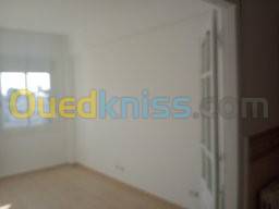 Location Appartement F4 Hydra