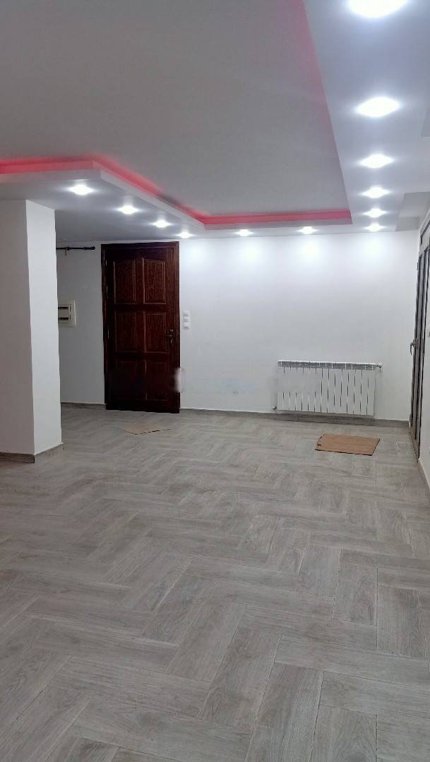 Location Appartement F5 Birkhadem