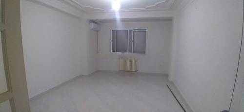 Location Appartement F4 El Achour