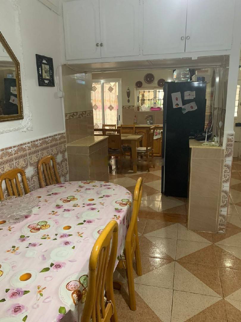 Location Niveau de villa F4 Ain Benian