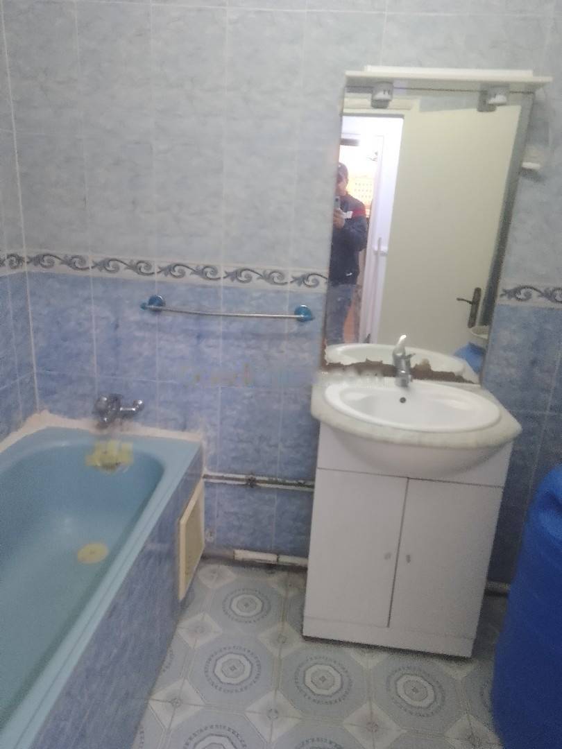 Location Appartement F2 Djasr Kasentina