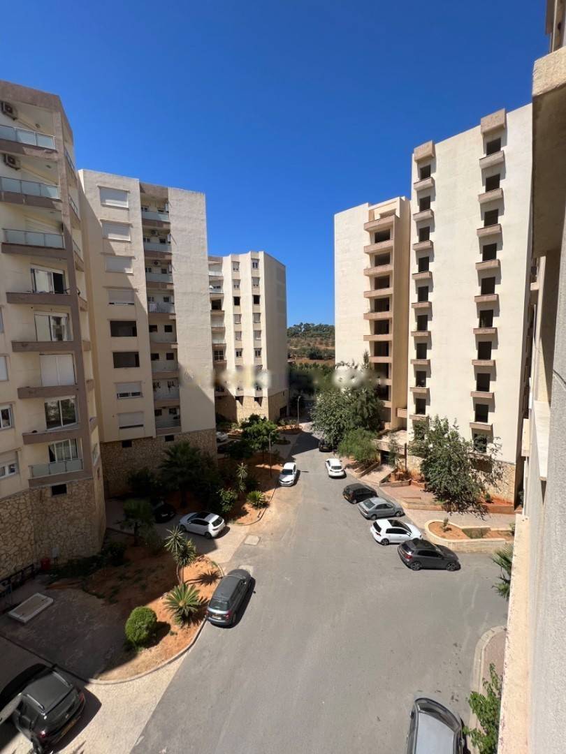 Location Appartement F3 El Achour