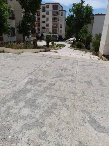 Location Local F1 Kouba