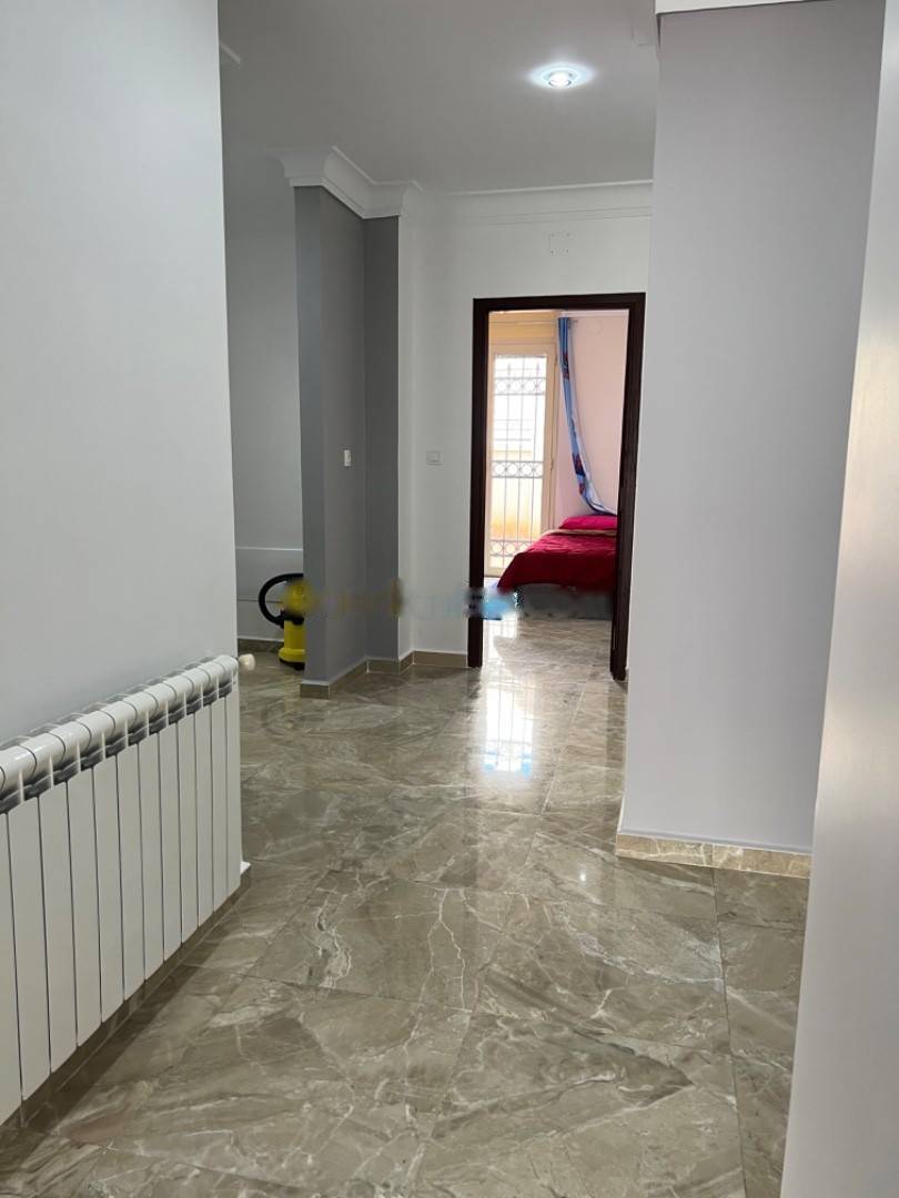 Location Appartement F4 Hydra