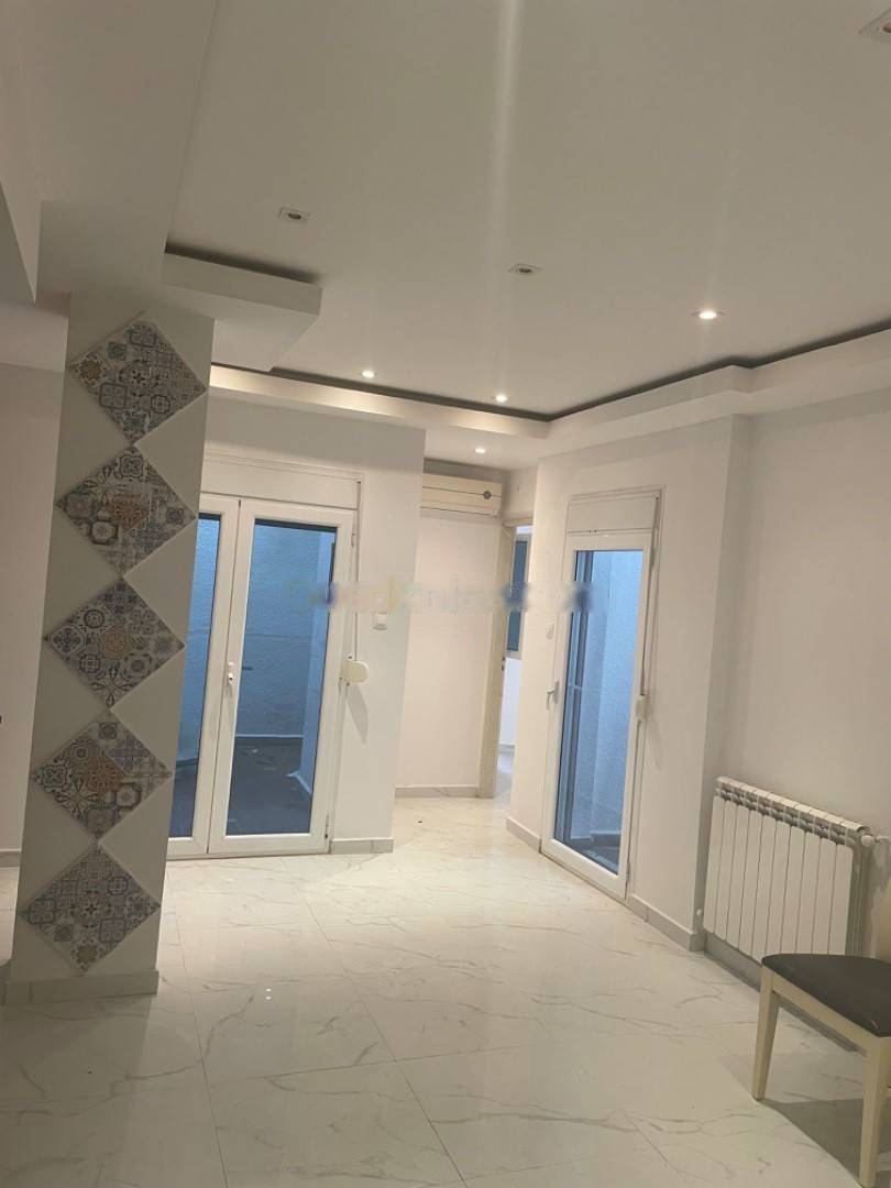 Location Appartement F4 Hydra