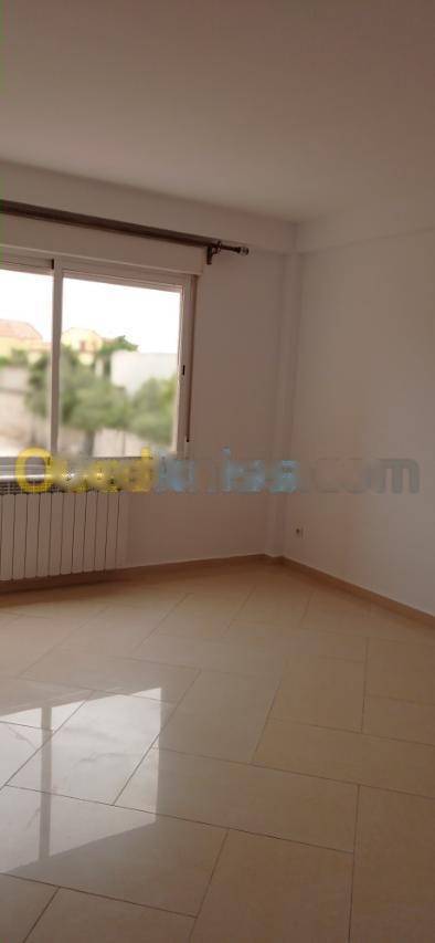 Location Appartement F4 El Achour