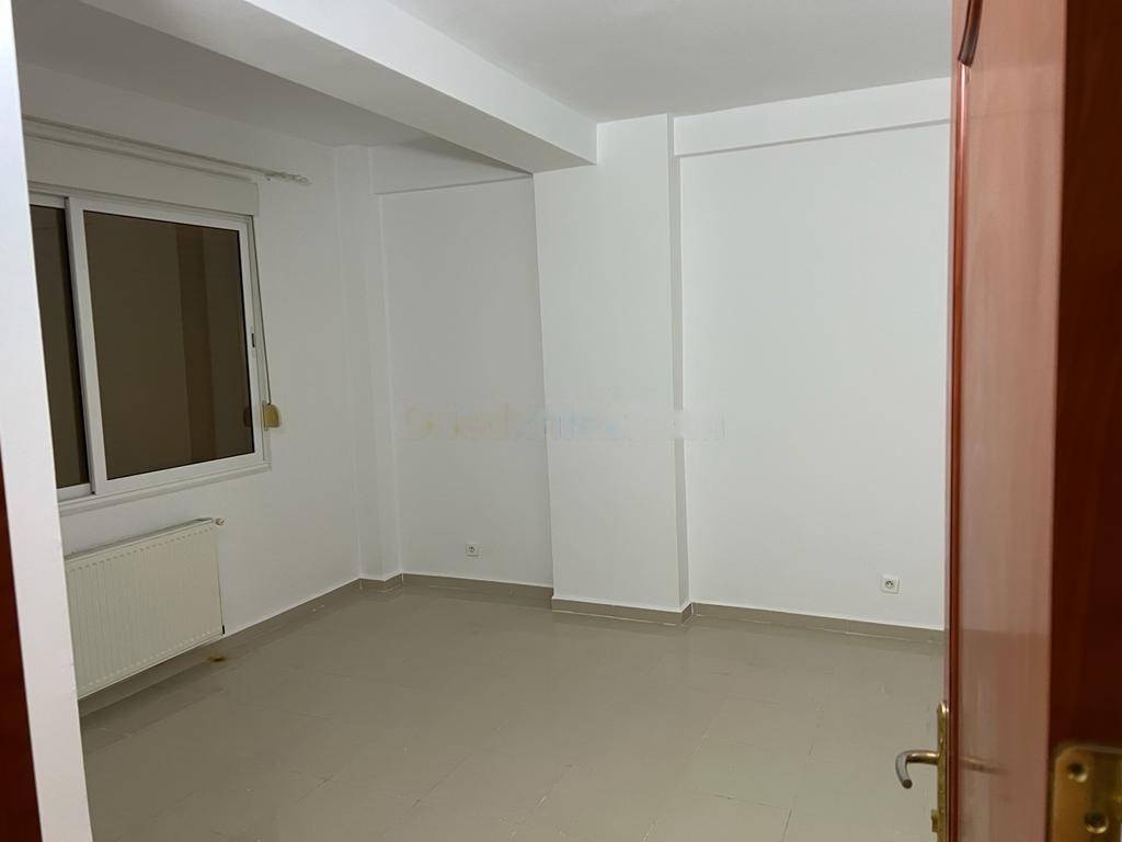 Location Appartement F3 El Achour