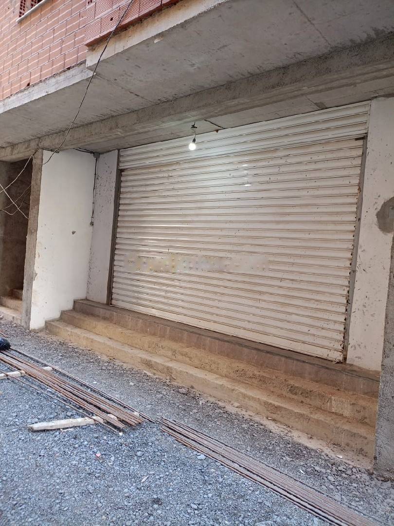Vente Local F38 Bordj El Kiffan