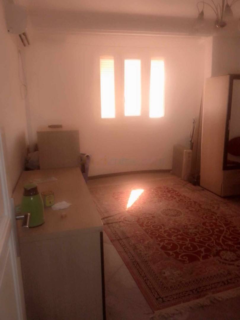 Location Appartement F4 Dely Ibrahim