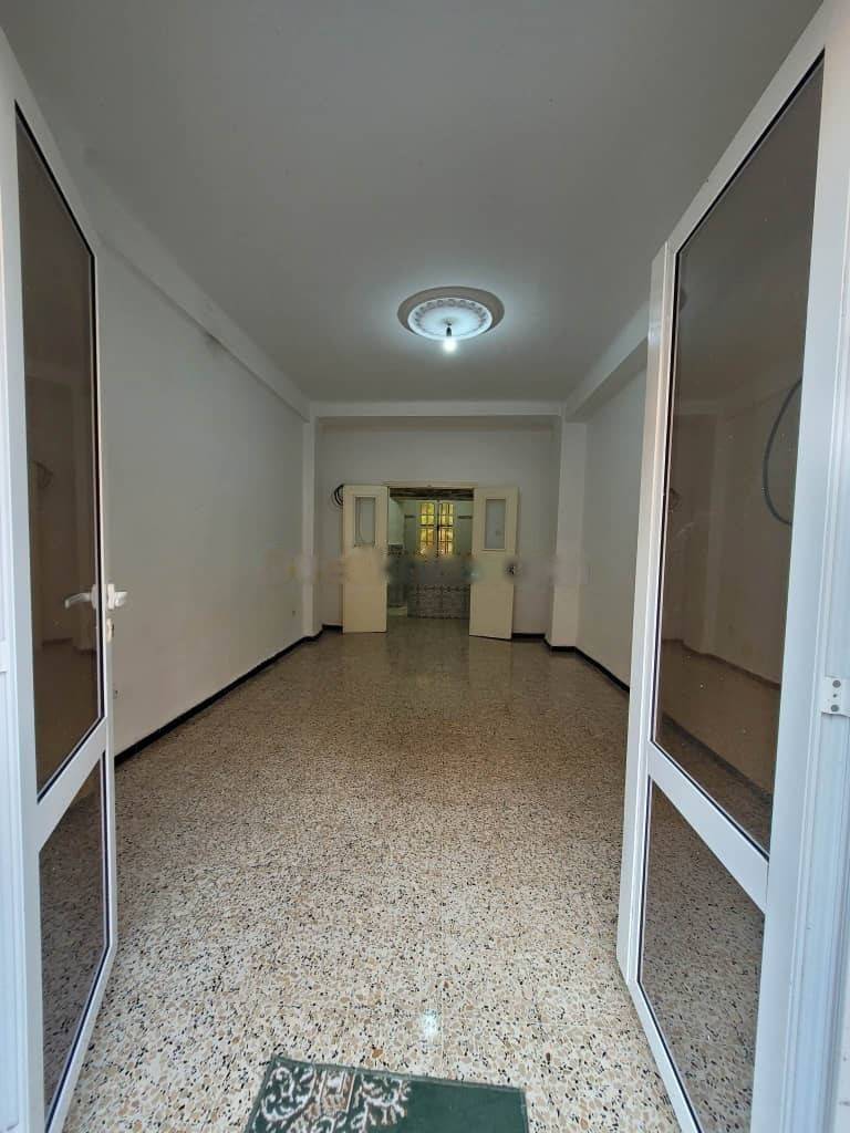 Location Appartement F3 Djasr Kasentina