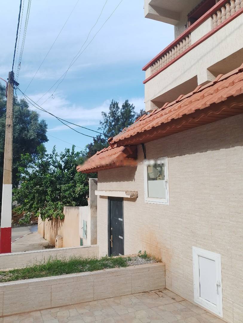 Location Niveau de villa F4 El Achour