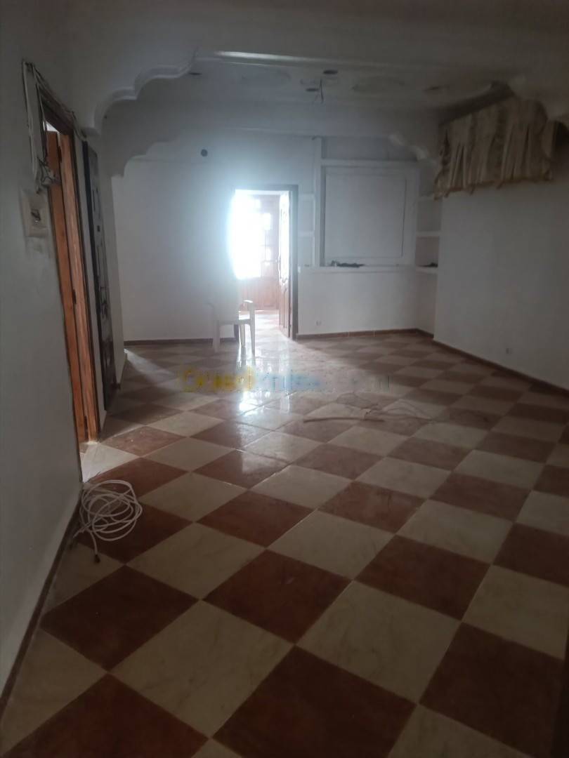 Location Appartement F3 Dar El Beida