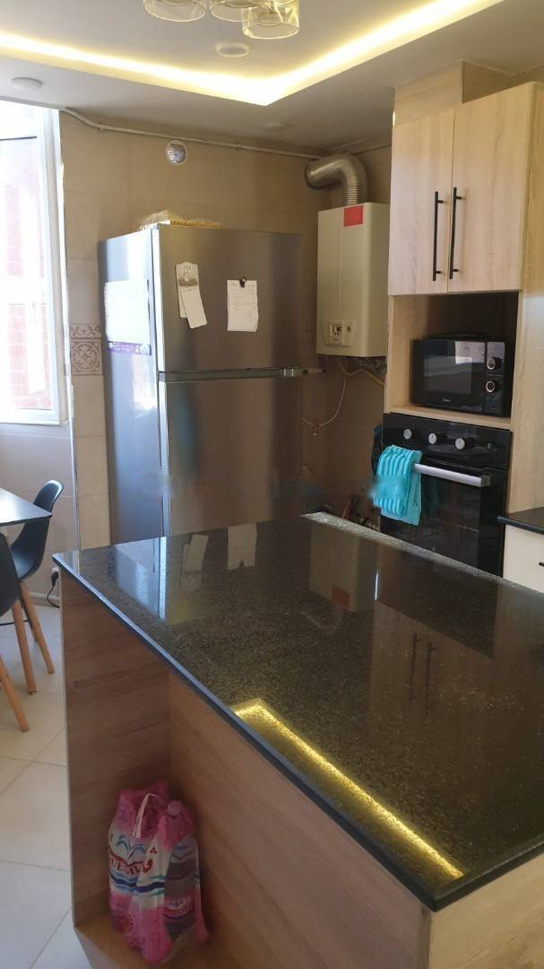Location Appartement F4 Djasr Kasentina