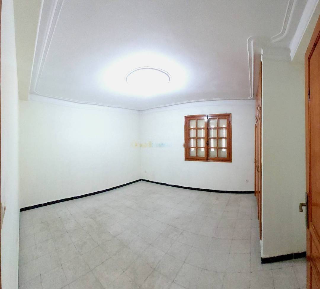 Location Appartement F5 Birkhadem