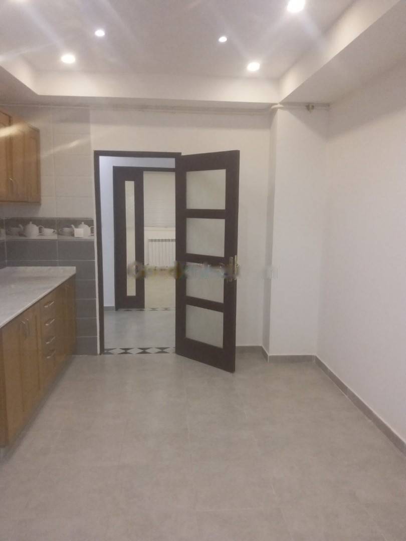 Vente Villa F14 Bab Ezzouar