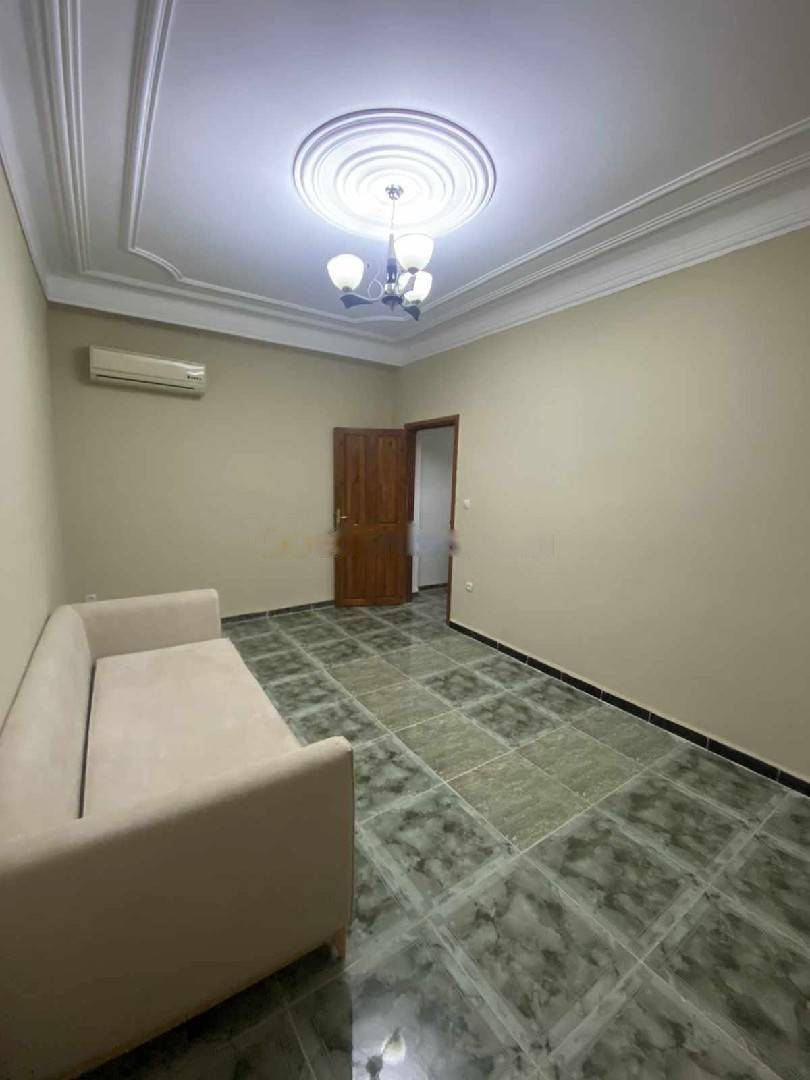 Location Niveau de villa F4 Dar El Beida