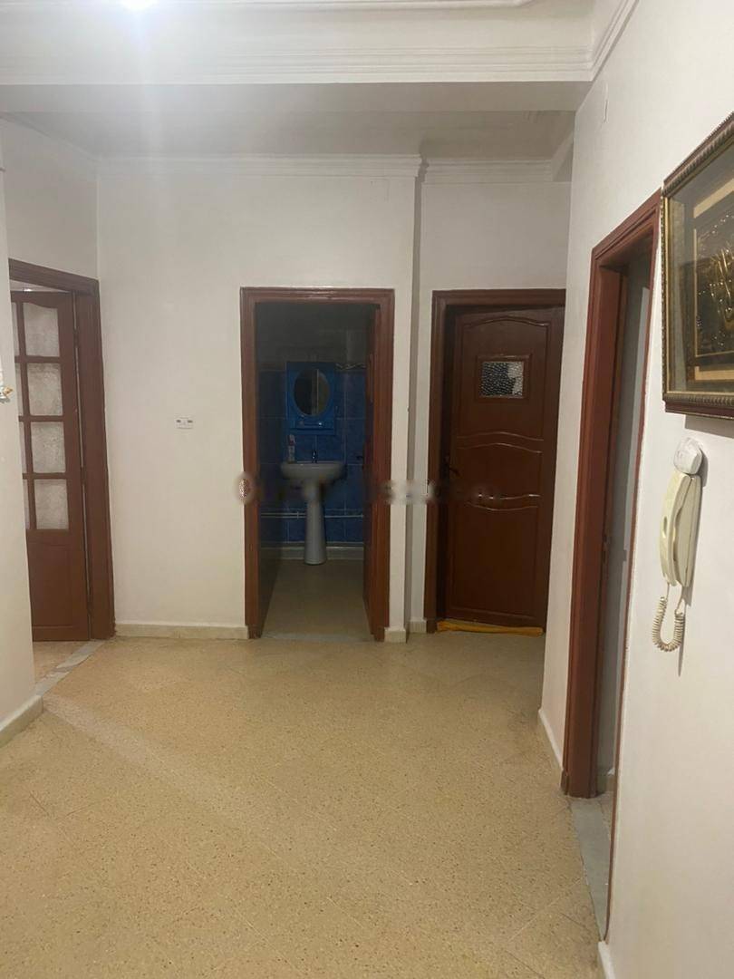 Location Niveau de villa F4 Djasr Kasentina