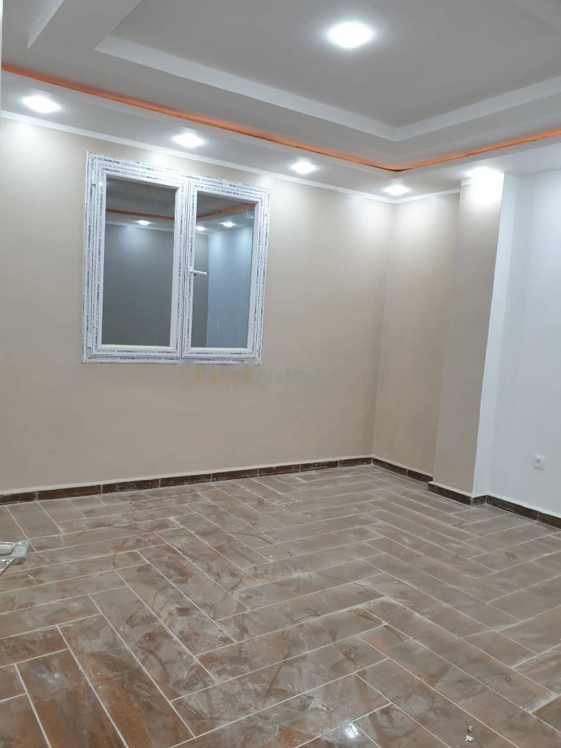 Location Niveau de villa F3 Douera