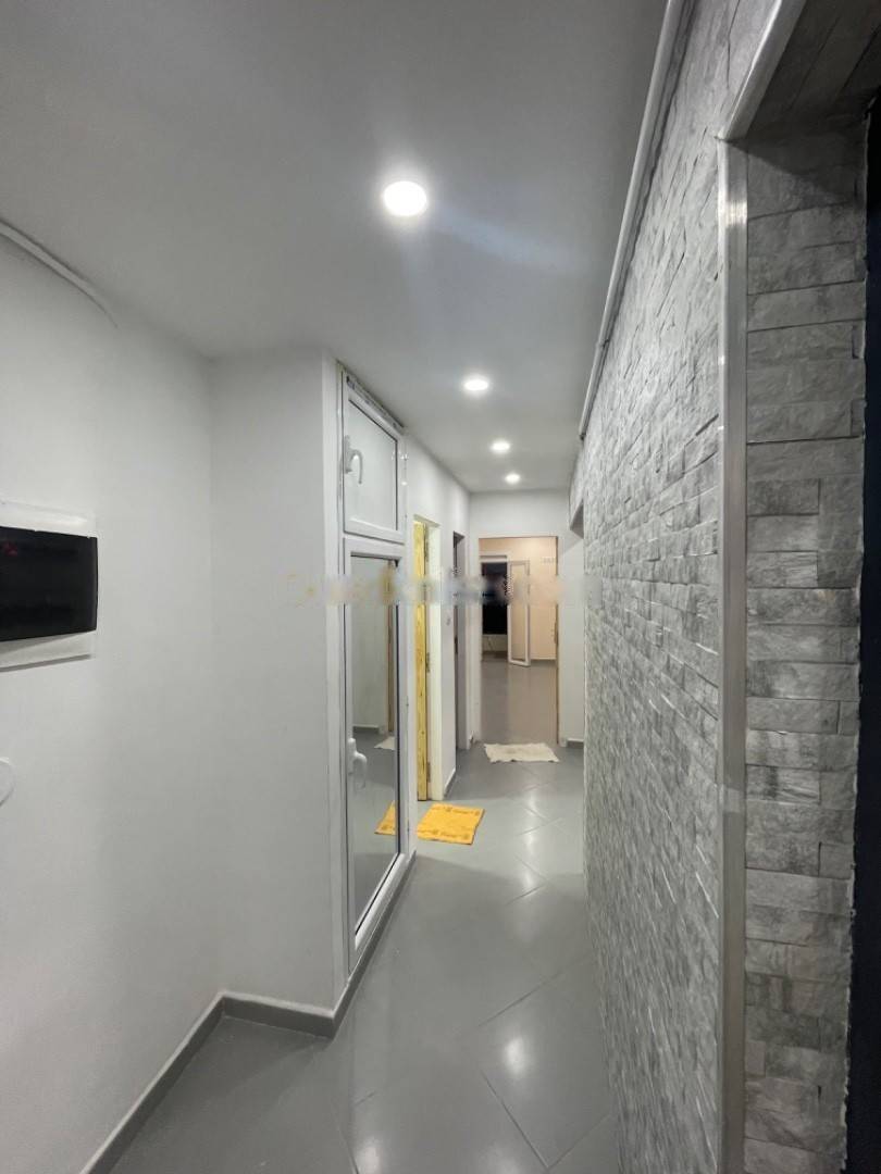 Location Appartement F3 El Achour
